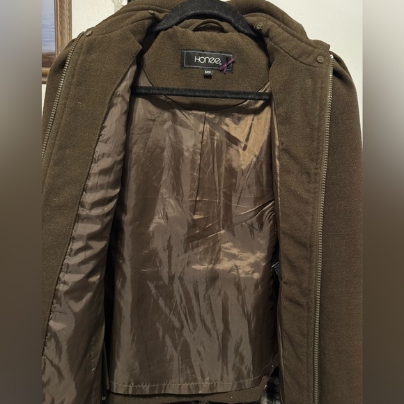 Chic Dark Olive Green Double-Breasted Jacket - Picture 3 of 4